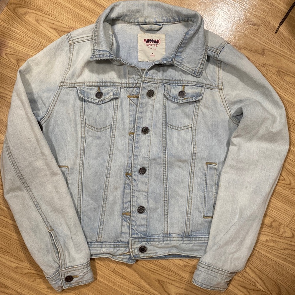 Light Blue Jean Jacket Size Medium